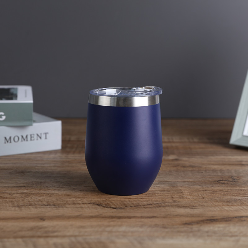 Copa de cáscara de huevo de suministro directo transfronterizo 304 de acero inoxidable de doble capa 12oz de plástico rociado taza de huevo aislado de café tinto copa de vino al por mayor