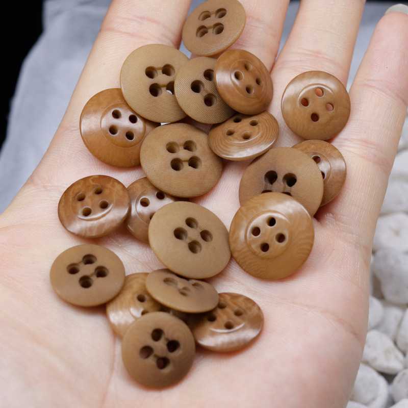 Natural Textured Black Fruit-Patterned Buttons for High-End Men's Suits, Jackets, and Vests