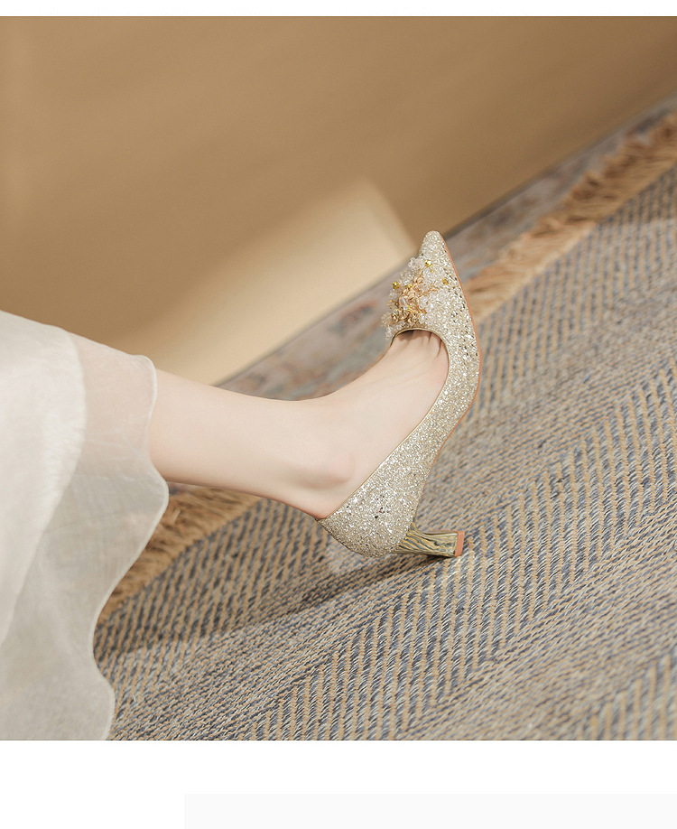 Giày cưới đính sequin mũi nhọn gót vuông cao 6 cm — Màu Sâm panh chi tiết 14