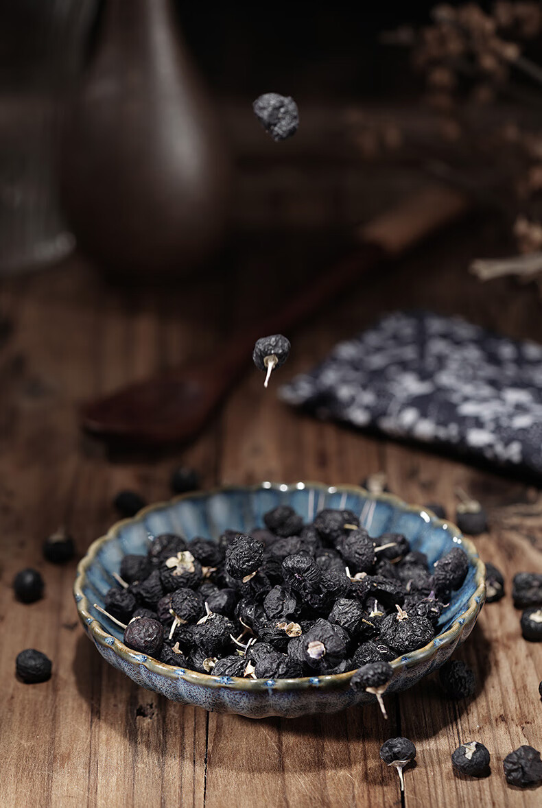 Black Goji Berry Dried Fruit 500g Premium First Harvest Large Grade Hand Selected preparation