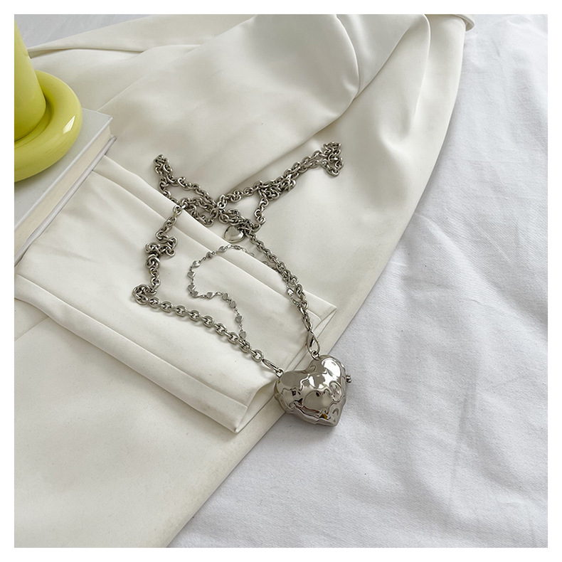 Shoulder Bag, Crossbody Bag Bags Type Women's Mini Metal Heart Shape Streetwear Heart-shaped Magnetic Buckle Shoulder Bag Crossbody Bag