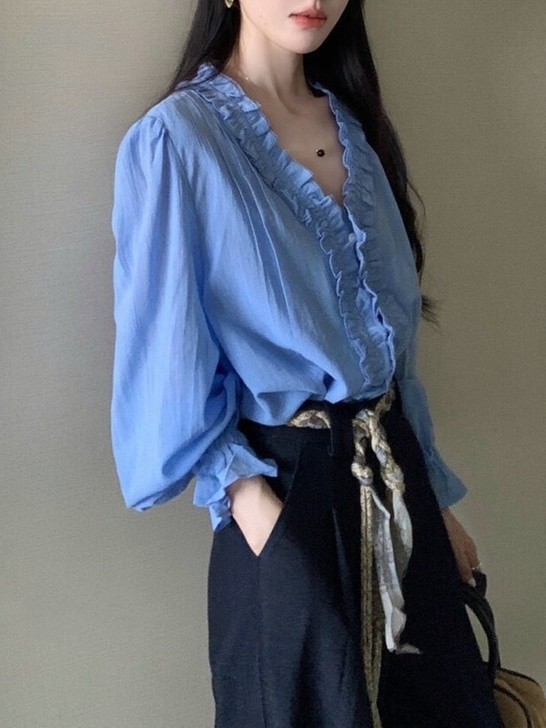 25秋款女温柔纯色设计感木耳边衬衫宽松V领显瘦小衫|undefined