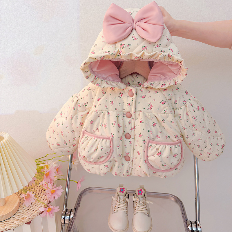 Live Supply of Sweet and Stylish Winter Cotton-Padded Jackets for Baby Girls, 2025 New Trendy Autumn and Winter Clothing, Wholesale for Foreign Trade Live Supply of Sweet and Stylish Winter Cotton-Padded Jackets for Baby Girls, 2025 New Trendy Autumn and Winter Clothing, Wholesale for Foreign Trade