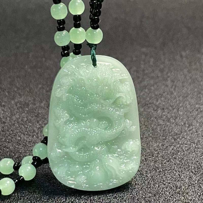 라이트 그린 볼 목걸이 + 드래곤 브랜드