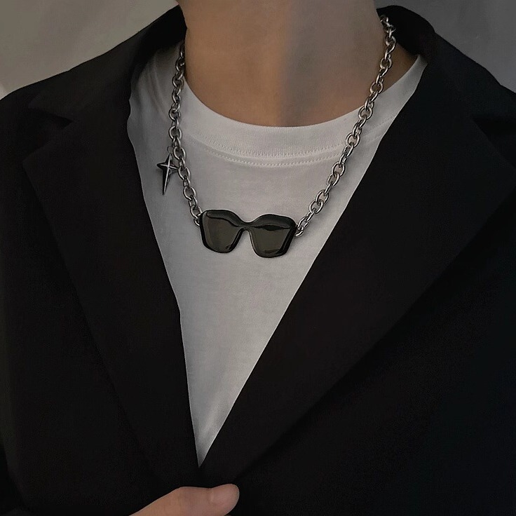 Sunglasses Necklace Niche Punk Design Star Ins Stitching Titanium Steel Men's and Women's Fashionable Hip Hop Style Duffy Handsome Cool