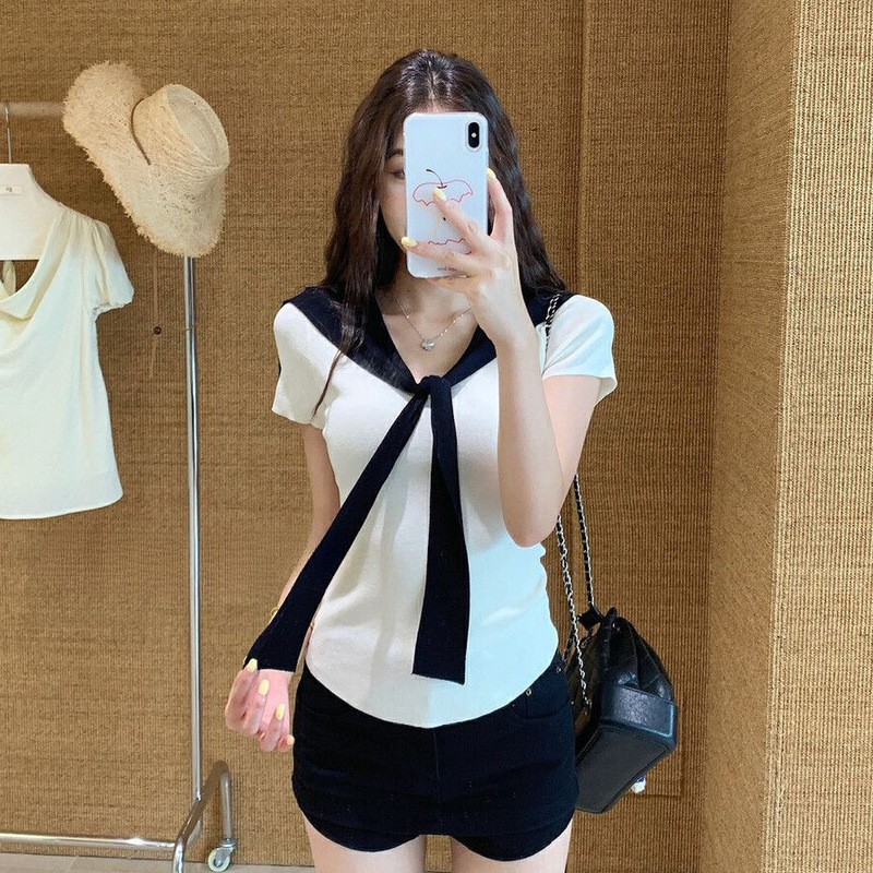 2025 Summer New Style Sea Breeze Holiday Super Age-Reducing Girly Navy Collar Contrasting Color Short-Sleeved Knitwear Short Style for Women 2025 Summer New Style Sea Breeze Holiday Super Age-Reducing Girly Navy Collar Contrasting Color Short-Sleeved Knitwear Short Style for Women