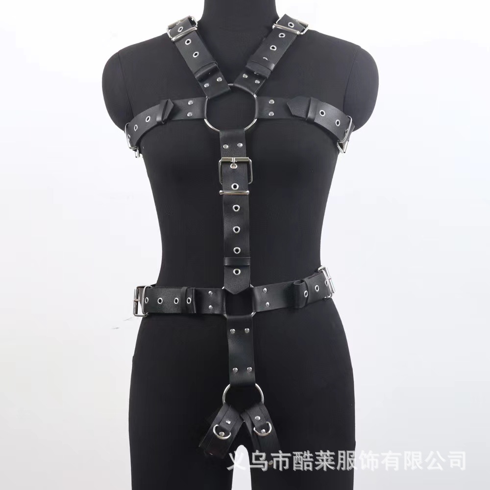 Europa y Estados Unidos transfronterizos cuero amplio amor bondage correa de ropa remaches hombres negocios hegemónico ocio JJ anillo tendencia universal