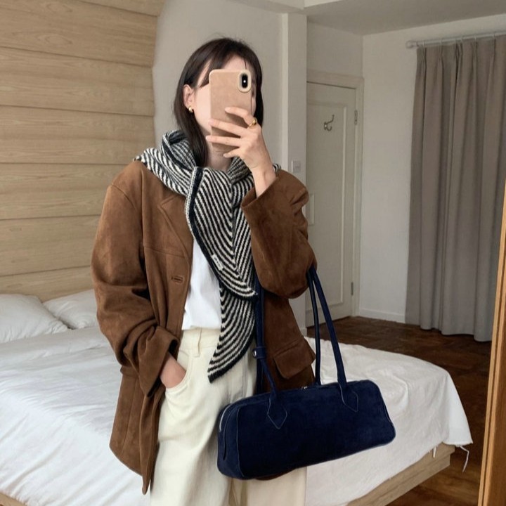 韩版高级感条纹三角巾披肩女秋冬新款保暖围脖休闲外搭含羊毛围巾|undefined