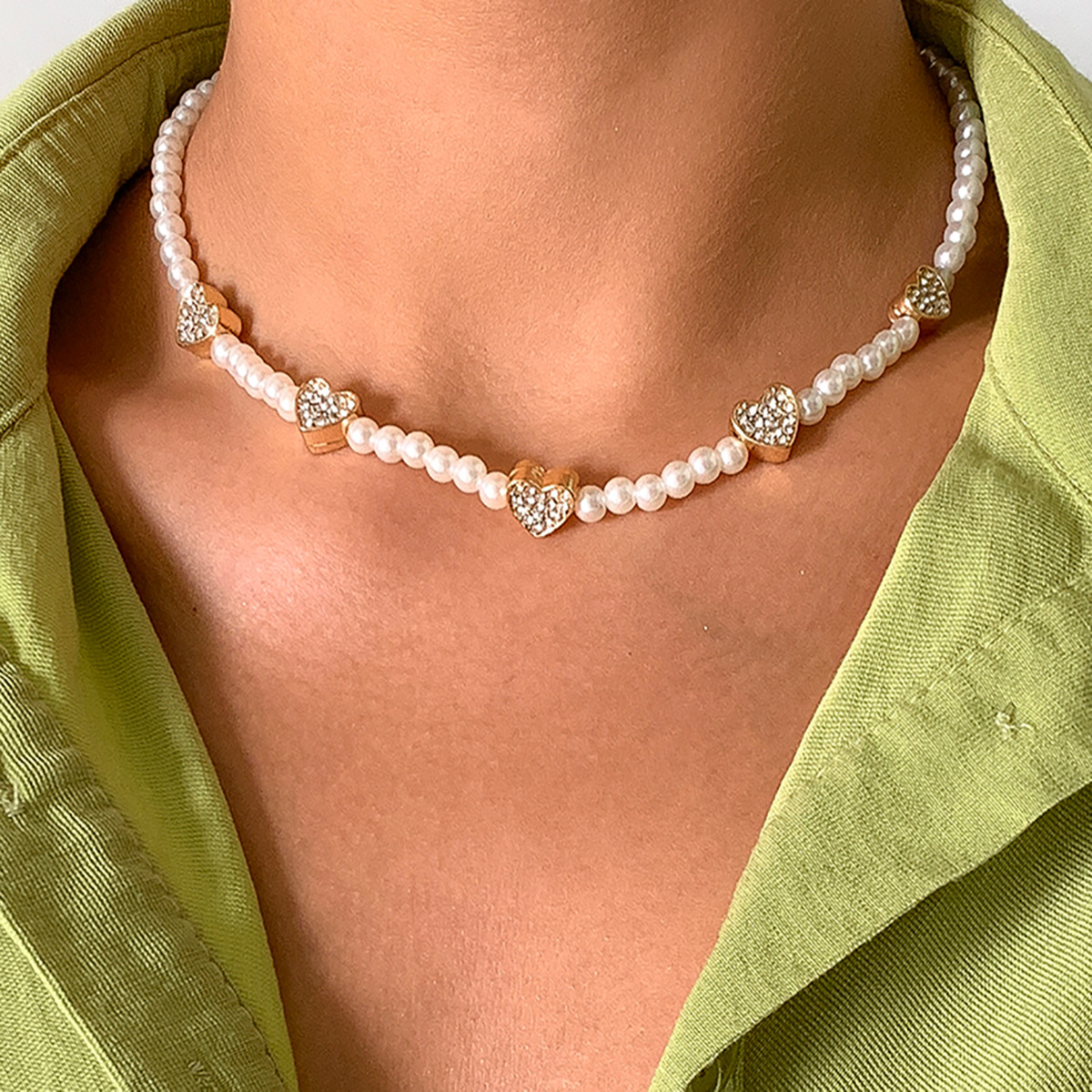 Chaîne De Clavicule De Jardin Tissée De Perles D&#39;imitation Rétro Collier De Couture De Strass D&#39;amour Simple display picture 2