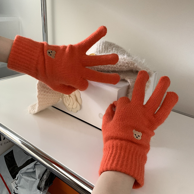 Estudiante a prueba de frío lana de punto a caballo cinco dedos Pantalla táctil de dibujos animados guantes calientes de invierno femenino engrosada linda pareja