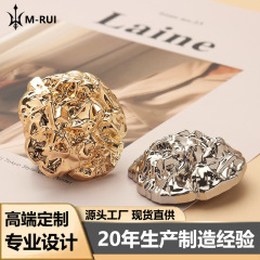 不規則な異形のしわの石のような高級なスーツのセーターのカーディガンのボタンの金属の手縫いのボタン