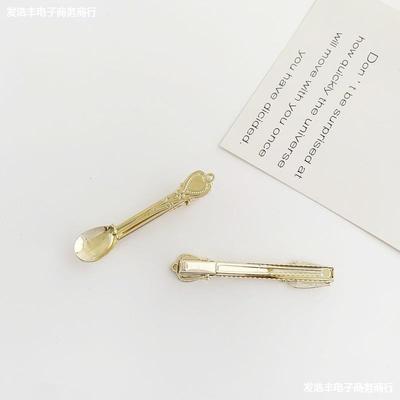 Net Red mona Same item personality Spoon Fork Hairpin Headdress Europe and America ins Versatile A small minority Bangs Duckbill clip