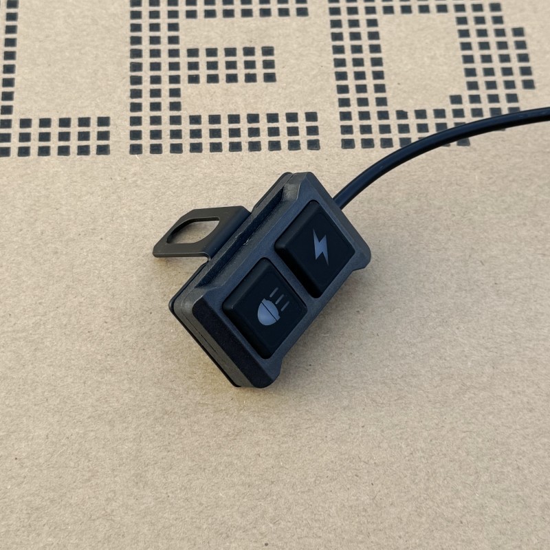 Motocicleta LED spotlight interruptor de uno a dos conjunto de línea de faros flash del coche a la izquierda y a la derecha arnés de cableado de destello lejos y cerca de la luz conjunto