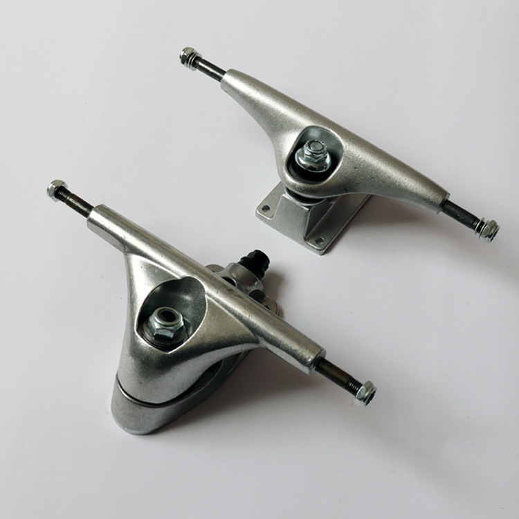 Land surfboard CXS4 7 bracket flexible pedal-free rotation to the skateboard Slide with spring shock absorber reverse Bridge