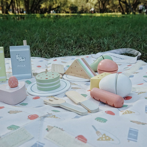 Early education wooden play house kitchen toys breakfast cake fruits and vegetables cut and watch simulation outdoor picnic bag set