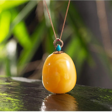 正宗俄罗斯天然原矿琥珀蜜蜡原石圆珠女款古法金镶嵌鸽子蛋挂坠