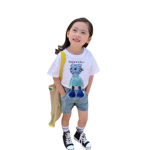Cartoon version of parent-child clothing for a family of three, mother and child, baby crawling clothes for family travel, fluorescent printed short-sleeved T-shirts