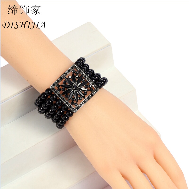 Prom Party Women's Multi-Layered Pearl Bracelet, Personalized European and American Fashion New Elastic Bracelet, Versatile for Bridal Dresses