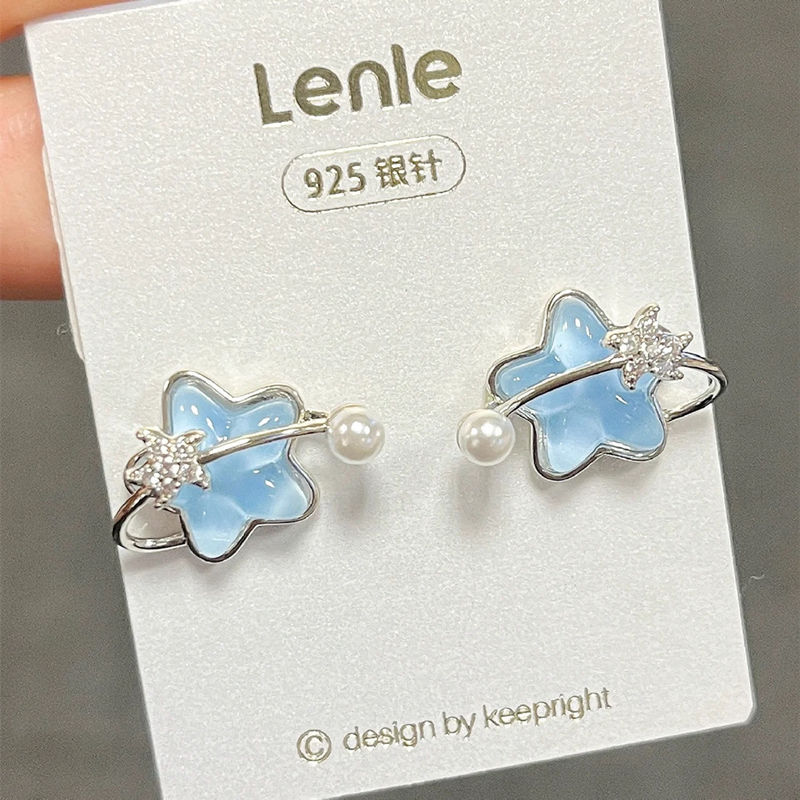 Ocean Star ~ Super hadas brillante claro estrella Stud pendientes ins nicho diseño temperamento Stud pendientes con agujeros pendientes