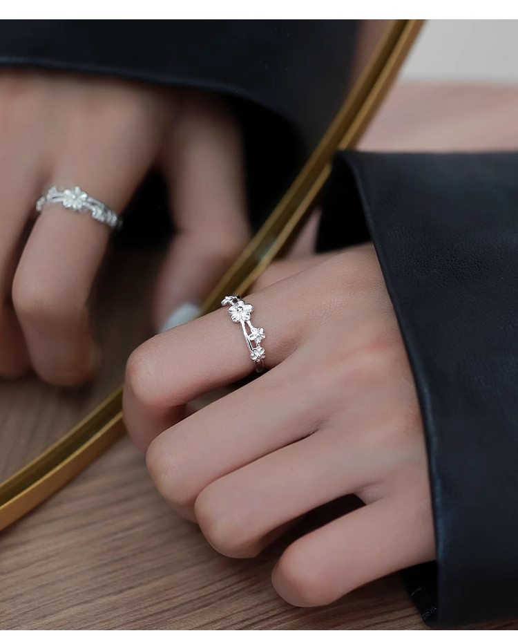 Holiday, Daily Occasion 925 Sterling Silver Material Flower Pattern All Seasons Season 1 Piece 925 Sterling Silver Flower Rings