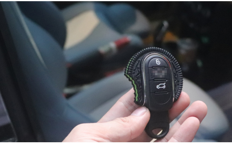 Suitable for Bmw Mini Car Key Shell Keychain Cooper Oreo Cute Key Protection Set for Men and Women
