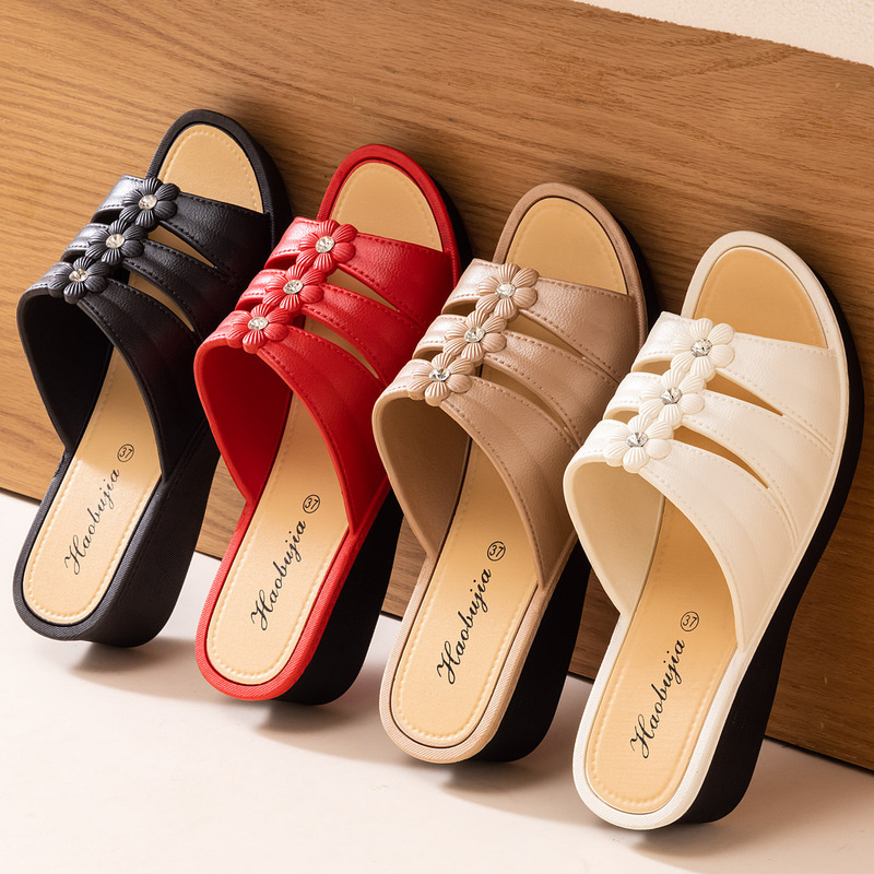 High-Heeled Women's Slippers for Summer, Thick-Soled Fashionable Home Anti-Slip Mom Shoes, Soft-Soled Social Wedge Sandals High-Heeled Women's Slippers for Summer, Thick-Soled Fashionable Home Anti-Slip Mom Shoes, Soft-Soled Social Wedge Sandals