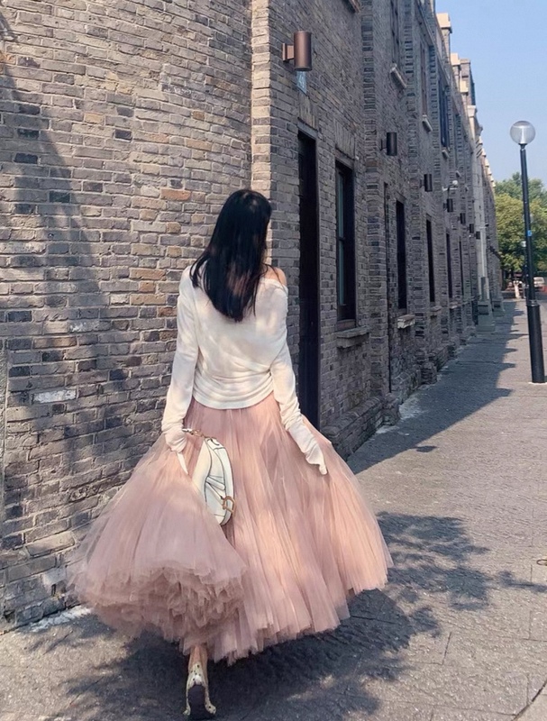 MadmanMomo 疯子默同款大摆网纱拼接蓬蓬裙裸粉色半身裙长款伞裙|undefined