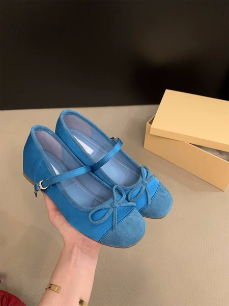 Синий