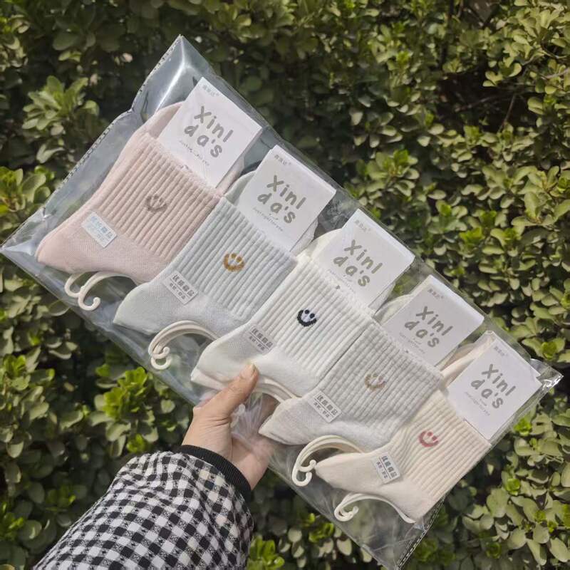 Xinlangda Women's and Men's Mid-Calf Sports Socks, Mesh Cotton Socks, In-Stock Wholesale, Breathable, 26 Spring/Summer High-Volume Sales Xinlangda Women's and Men's Mid-Calf Sports Socks, Mesh Cotton Socks, In-Stock Wholesale, Breathable, 26 Spring/Summer High-Volume Sales