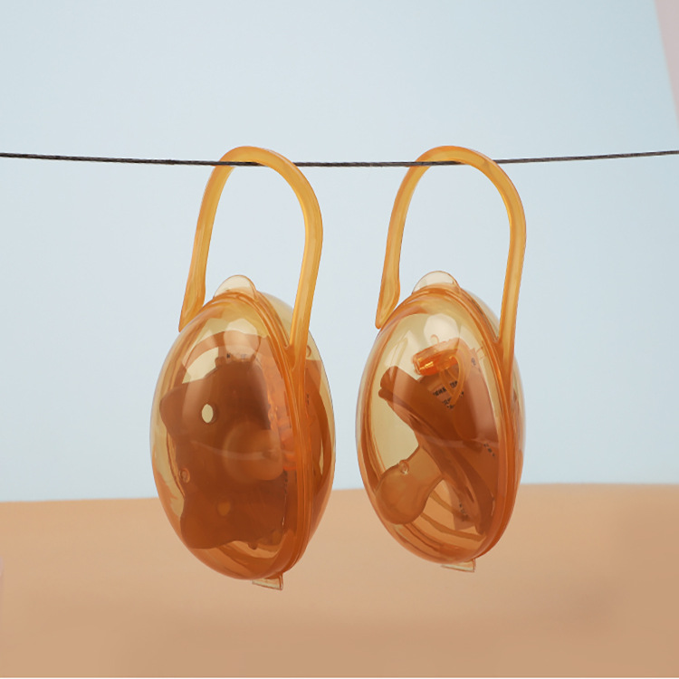 Manufacturer's Ready-Made Sleeping Baby Pacifier Portable Baby Pacifier with Pacifier Chain Storage Box