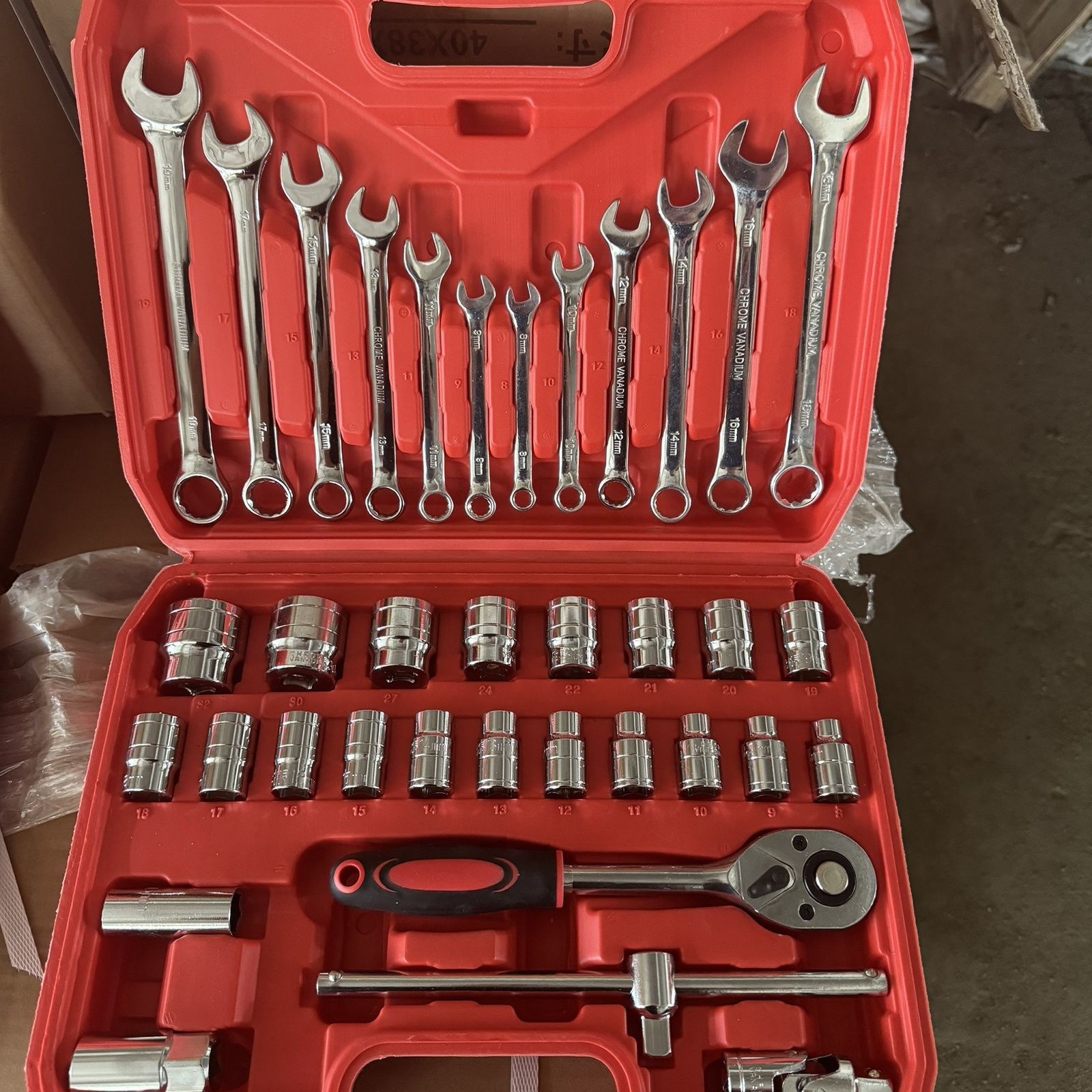 Che Gong 216-Piece Auto Repair Tool Set with Sockets and Wrenches (Repair kit) - 37pcs-24-tooth-auto-repair-lifetime-warranty