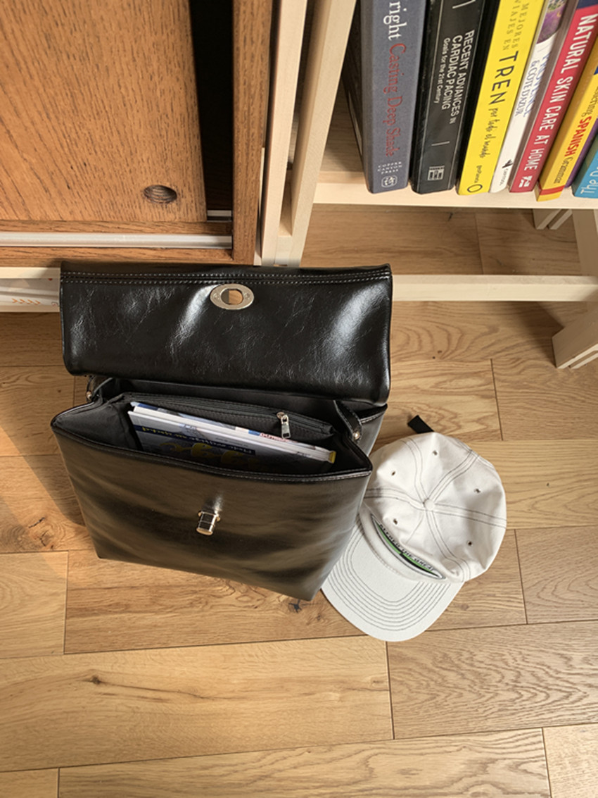 Women's Silver Backpack For College Students Autumn Winter Style_voghion.com