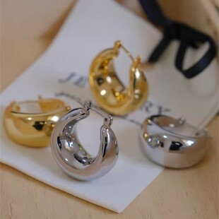 �W�����s��������S�~僽���ٸЙE�A�r�ж��h�߼��Ђ��Գ������
