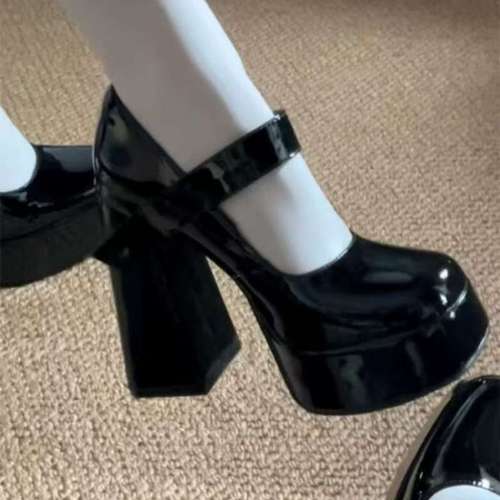 French-style petite stiletto Mary Jane shoes for women, black, with a design sense, American high heels, niche.