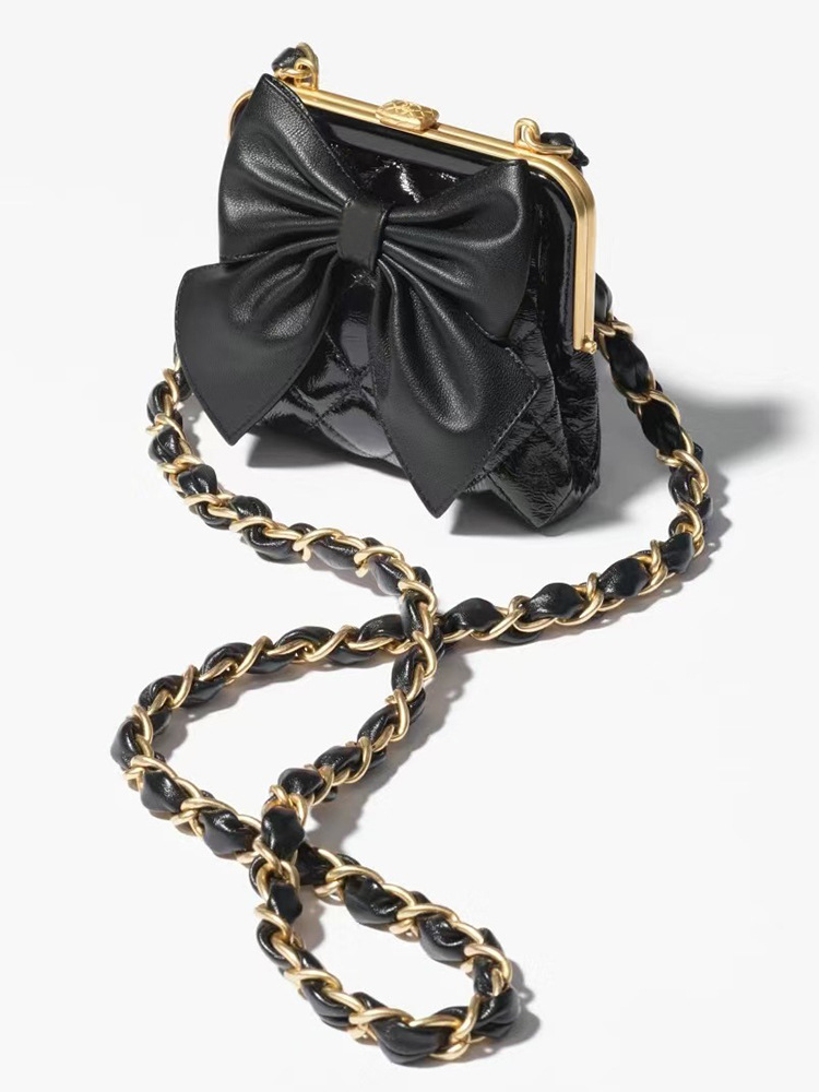 Piccola borsa a tracolla a mano con tracolla singola, design di nicchia, nuova borsa a tracolla da donna con catena, fibbia, oro, alla moda_voghion.com