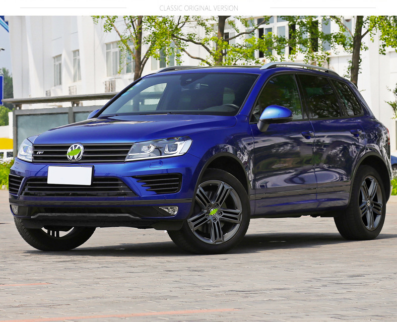 Suitable for 2011-2018 Volkswagen Touareg models, this is a black trim for the window sills, front grille, and front bumper, specifically designed for the "Black Warrior" modification
