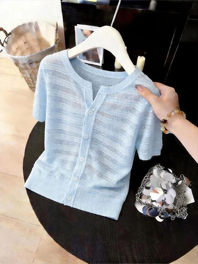 Áo thun dệt kim ngắn tay nữ cổ tròn, kiểu họa tiết rỗng thoáng mát — xanh lam