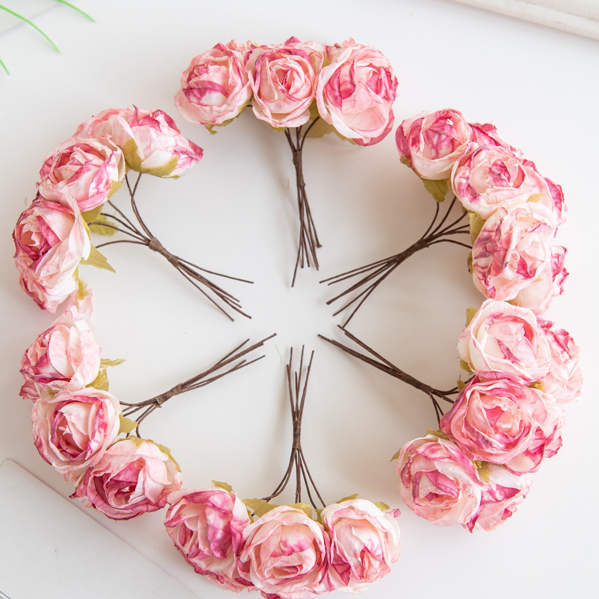 Simulation Coke Edge Valentine's Day Bouquet Accessories Decorations Coke Edge Rose DIY Decoration Collocation Rose Wholesale