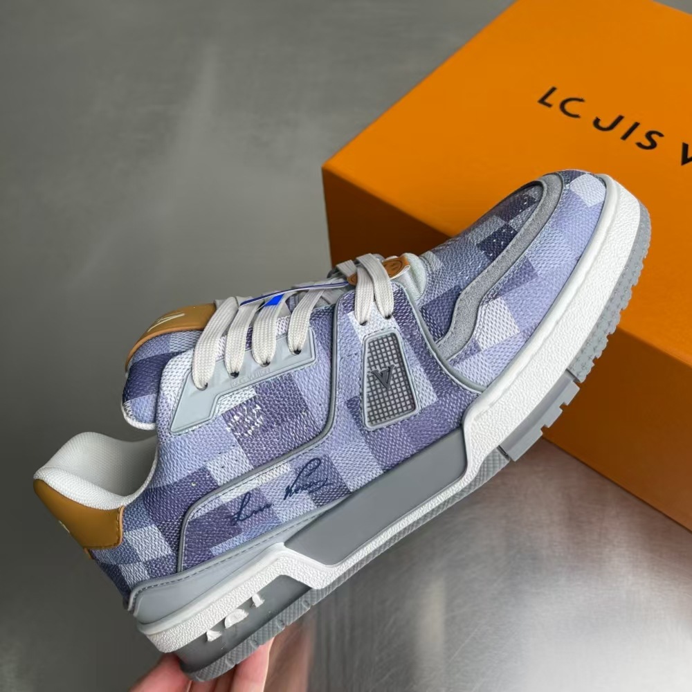 Guangzhou top version L brand classic old style trainer genuine leather hollow-out design casual sports sneakers with a handbag-like scent