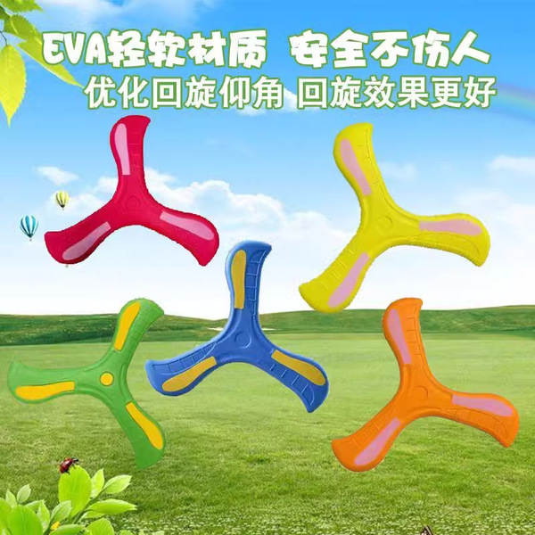 Children's boomerang big toy flies back and does not break