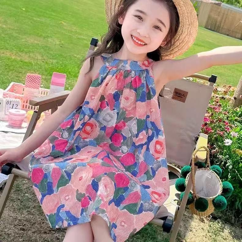 Round neck skirt oil painting