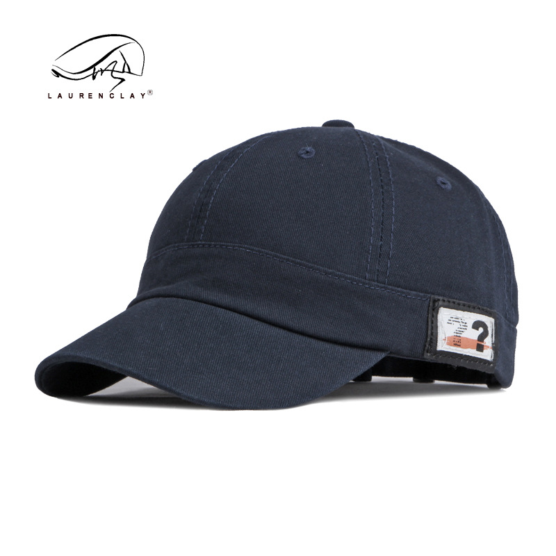 Estilo coreano de moda gorra de béisbol de ala corta hombres y mujeres mismo casual todo partido al aire libre protección solar tapa parche