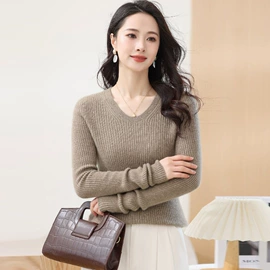 女式毛呢外套;女式羊绒衫;女装呢料加工