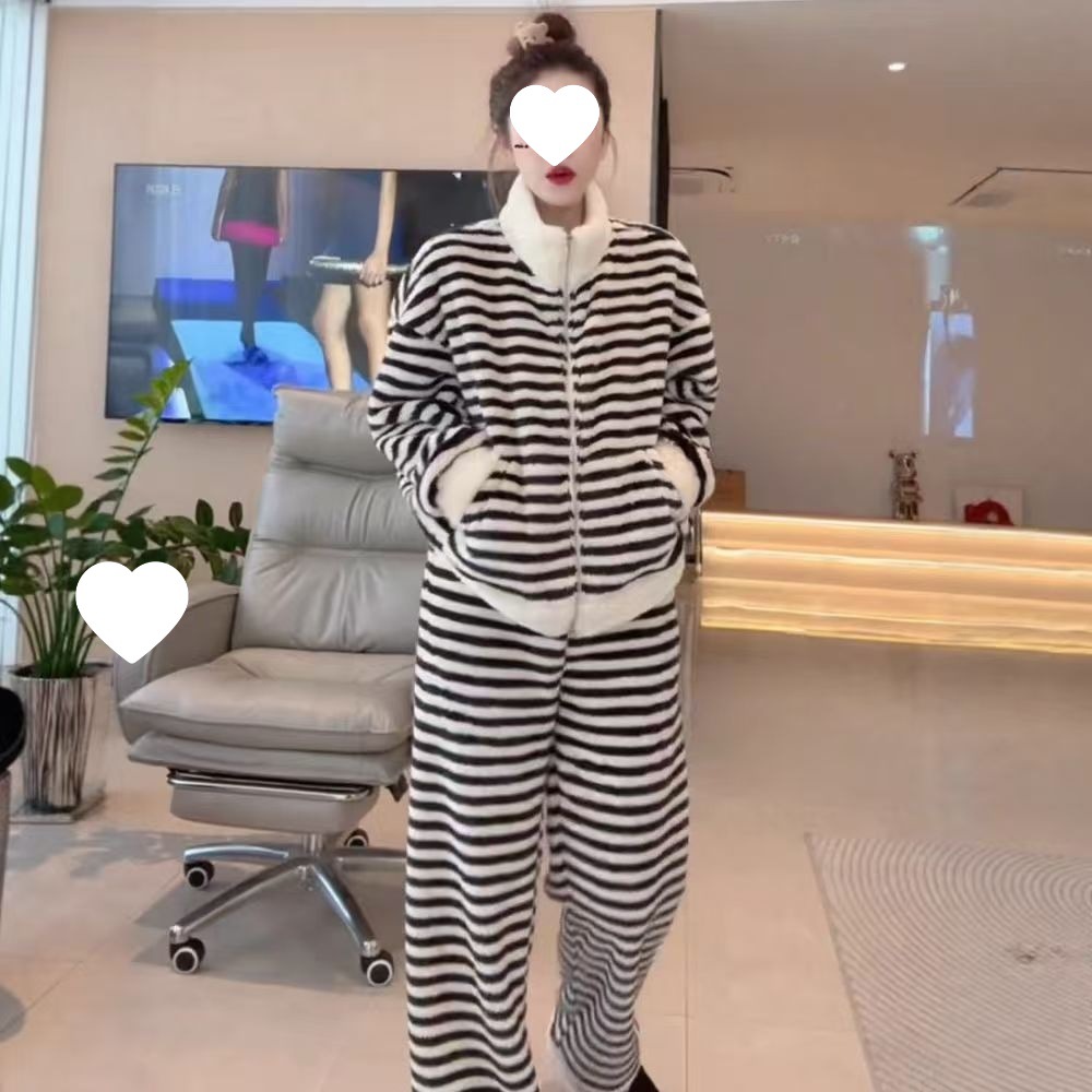 Set de coral de terciopelo grueso abrigo de invierno nuevo pijama a rayas de viento simple 160 jin chaqueta superior