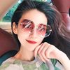 2024 source factory cargo new sunglasses female polygon crystal cut edge round face is thin star net red sunglasses