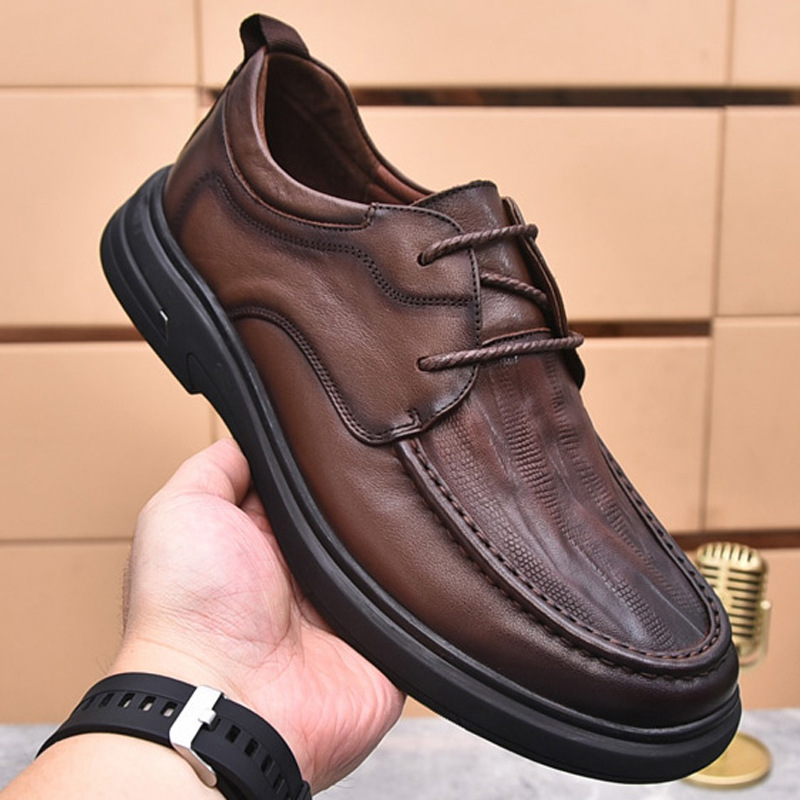 Zapatos de los hombres primavera 2024 primera capa de piel de vaca Deportes zapatos de cuero casual zapatos de cuero de los hombres de trabajo impermeable antideslizante inferior