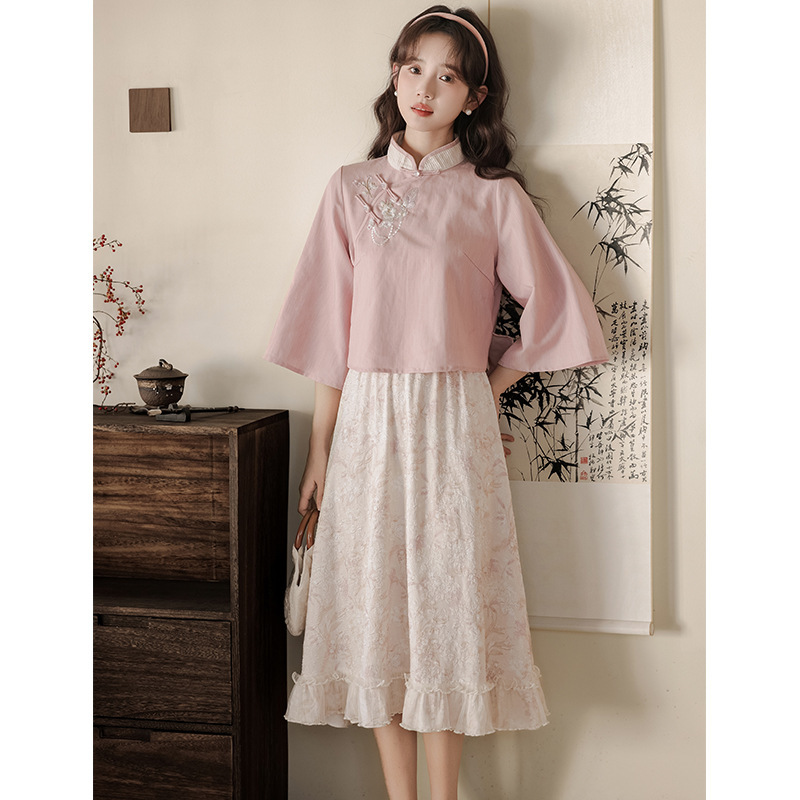 Engagement Dress for Women, Pink Cheongsam, Toasting Dress, Bride's Petite Homecoming Dress, Two-Piece Set, Commuter Style