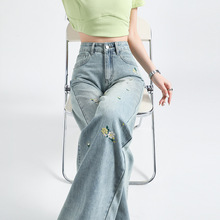 新中式国风刺绣牛仔裤女夏季薄款梨形身材垂感显瘦窄版直筒阔腿裤