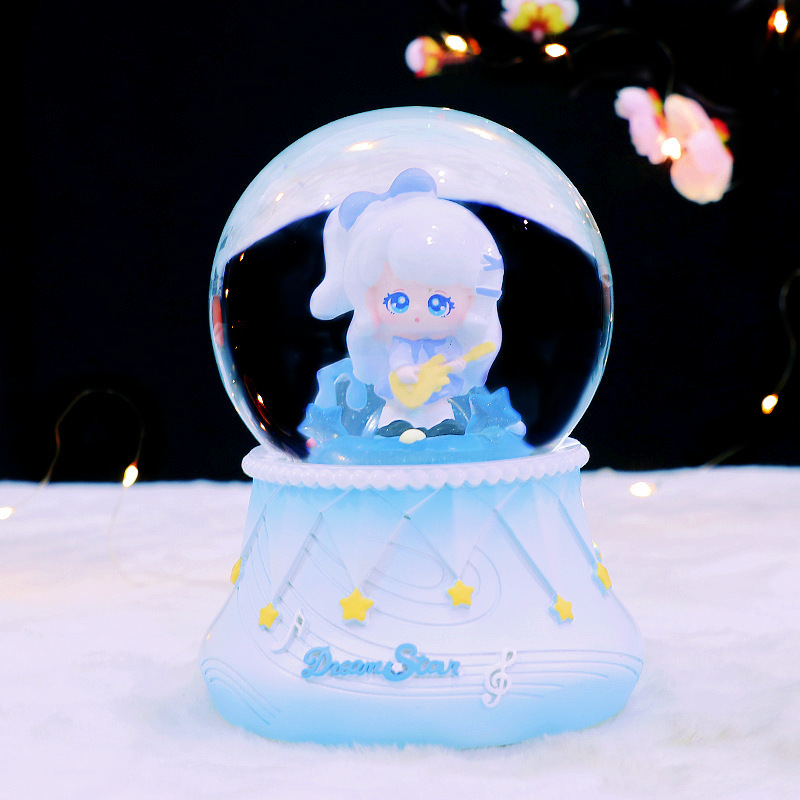 新商品の女の子の魔カードの少女の雪の水晶のボールの寝室の発光の光る装飾品の置物の代行|undefined