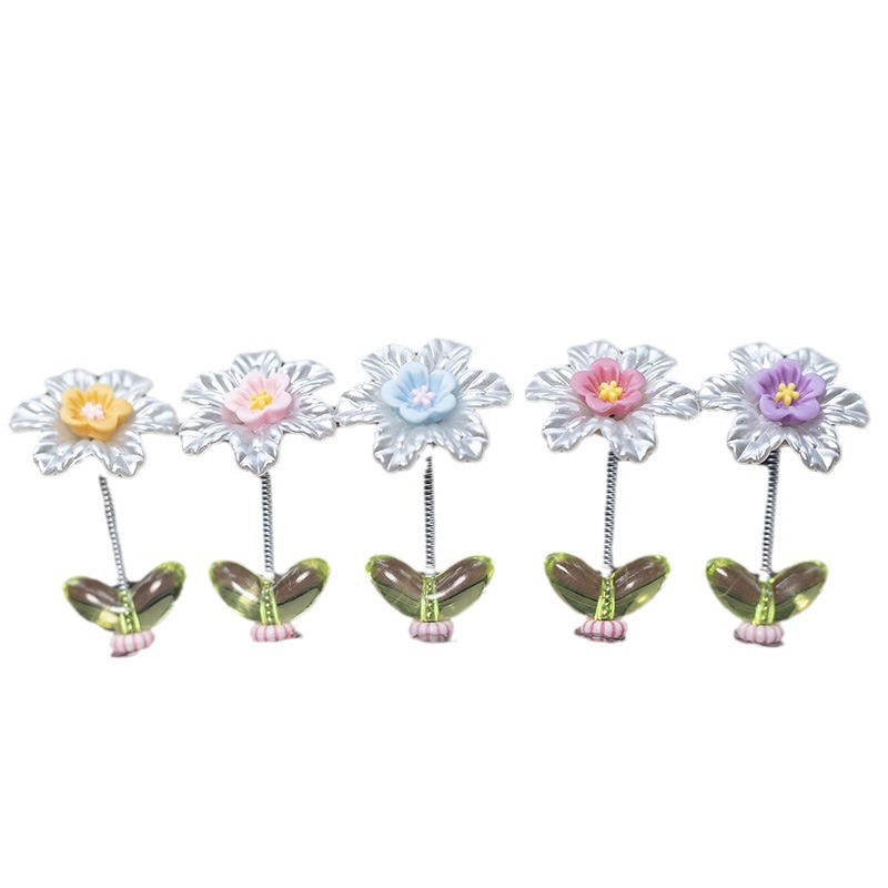 2024 nueva flor clara de verano decoración de la cabeza del coche de la consola central del coche decoración de la flor de la trompeta